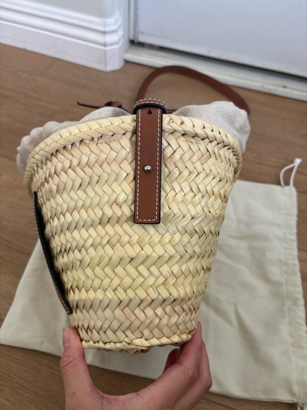 Loewe Paula’s Ibiza Palm Leaf Drawstring Mini Bucket Bag - Picture 8 of 10